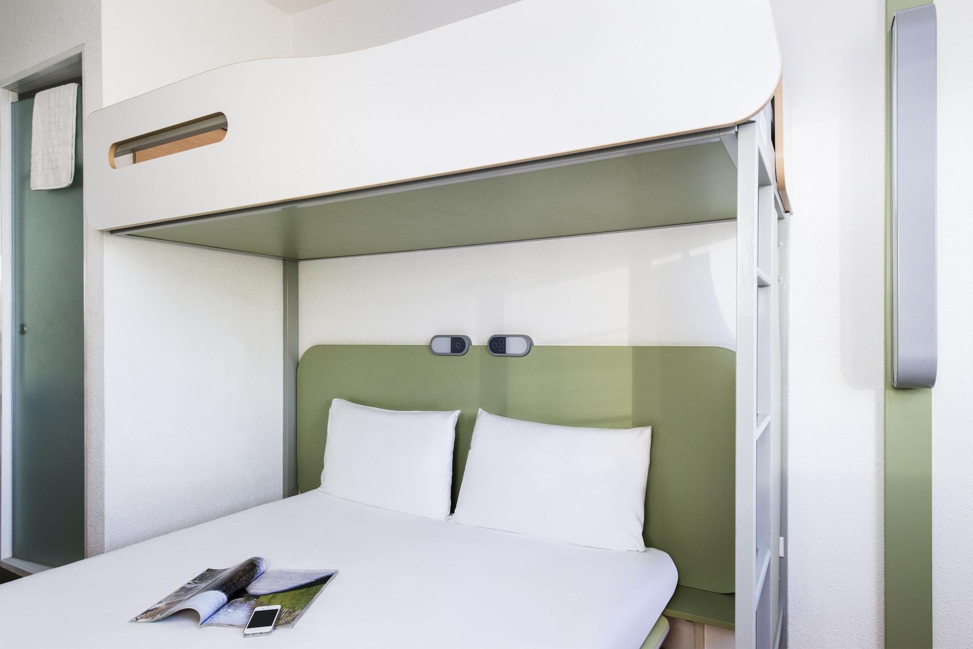 Ibis Budget Leeds Centre Crown Point Road Εξωτερικό φωτογραφία