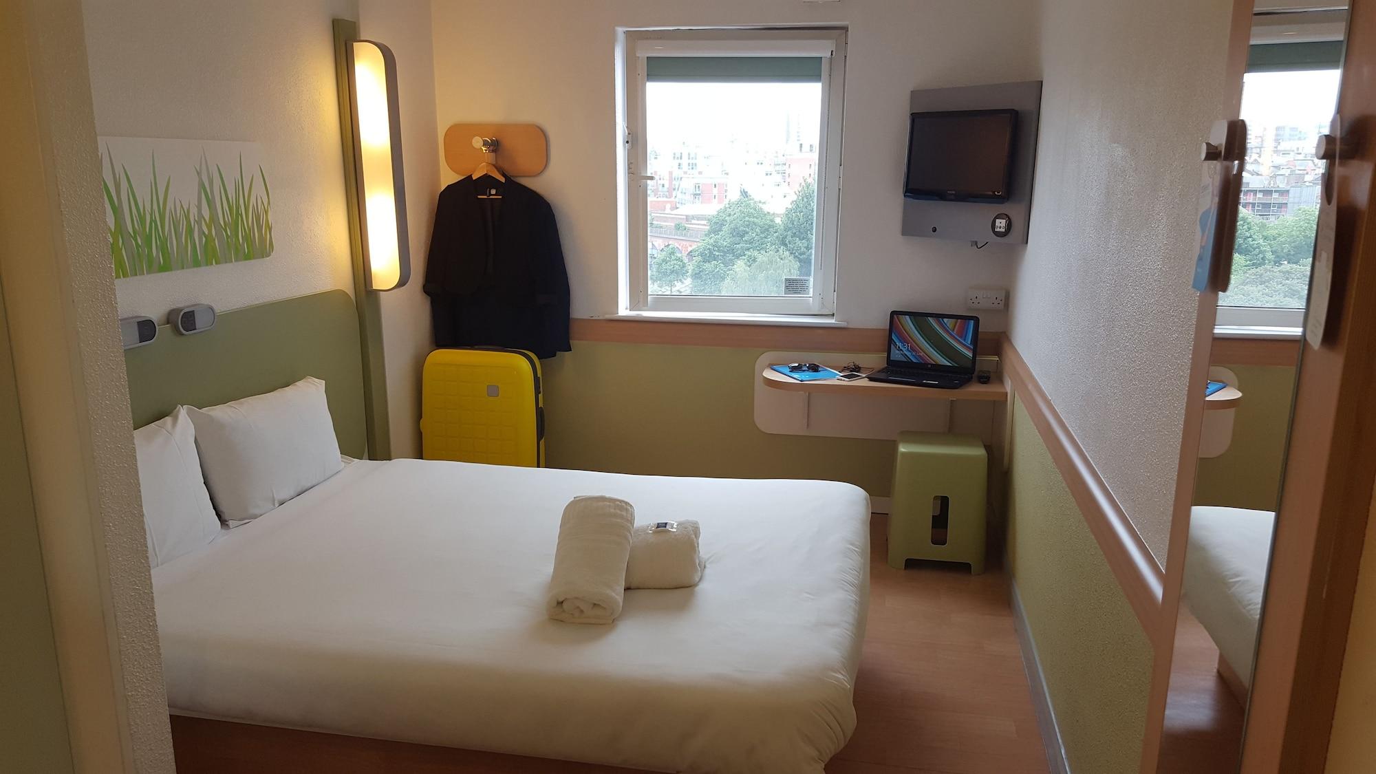 Ibis Budget Leeds Centre Crown Point Road Εξωτερικό φωτογραφία