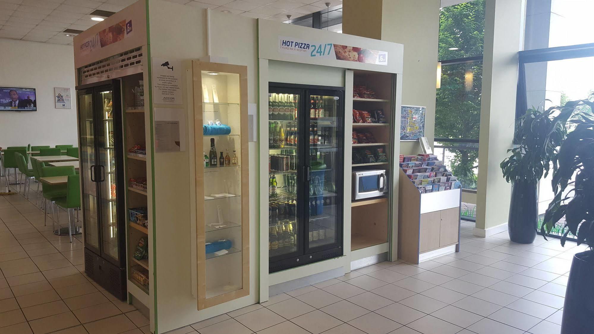 Ibis Budget Leeds Centre Crown Point Road Εξωτερικό φωτογραφία
