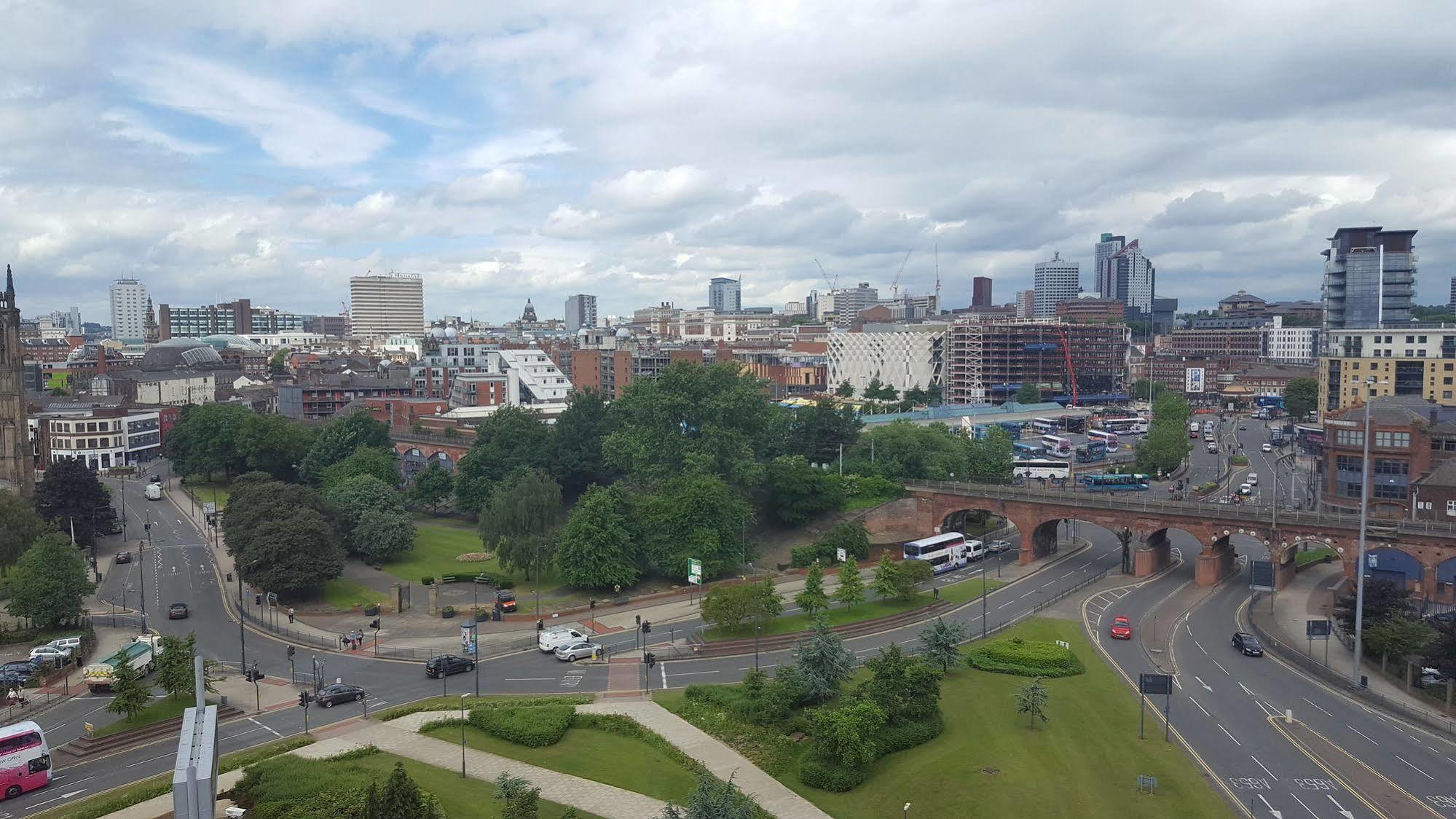 Ibis Budget Leeds Centre Crown Point Road Εξωτερικό φωτογραφία